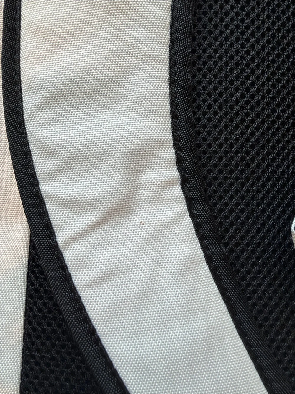 Oakley Men’s White and Black Backpack with Eyewear Pocket